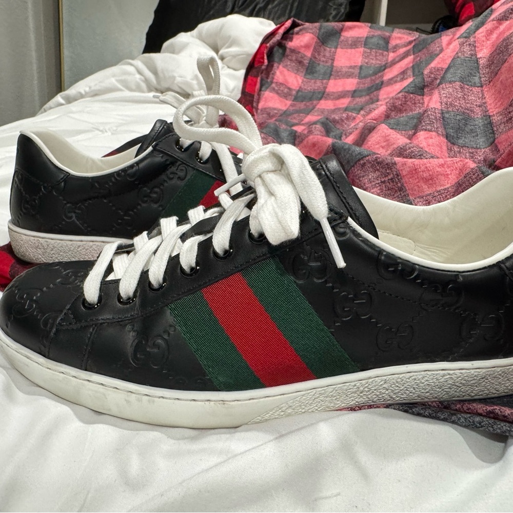 Gucci Classic Tennis Shoes - Men (Size 6.5) Authentic - Picture 5 of 11